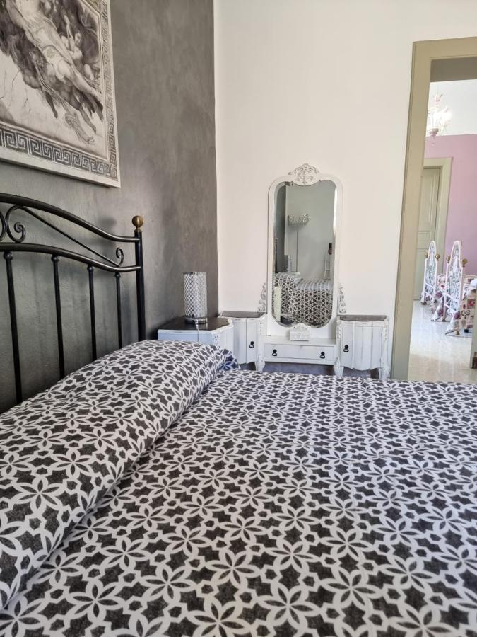 Mandralisca Holidays - Luxury Apartments เชฟาลู ภายนอก รูปภาพ